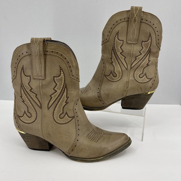 Very Volatile Shoes Very Volatile Cowboy Ankle Boots Womens 8